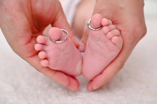 咸阳宝宝头发少缺什么