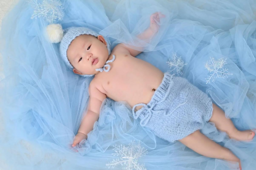 咸阳宝宝从床上掉下来